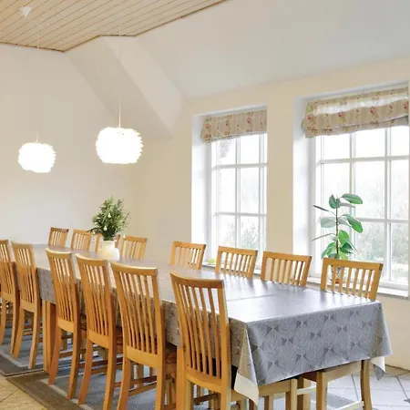 Seven-bedroom Holiday In 펜션 *