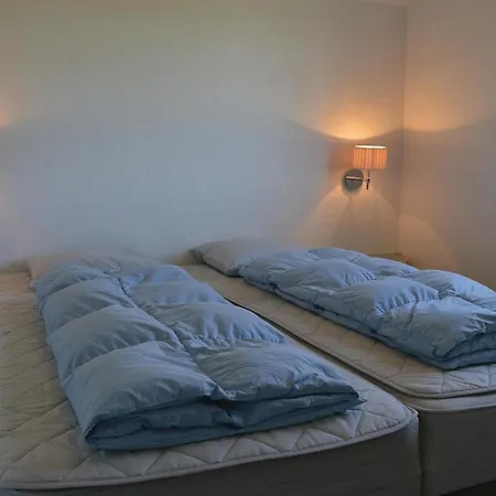 Seven-bedroom Holiday In *